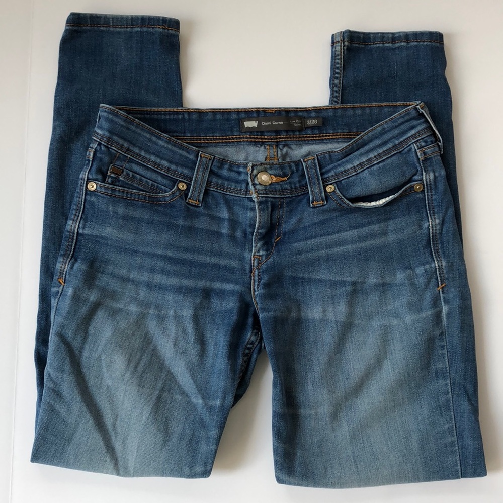👖👖👖 Levi’s Demi Curve Low rise skinny jeans